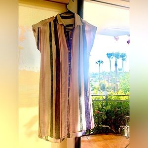 Nordstrom shift short dress (knee length on 5’1 frame) size S.